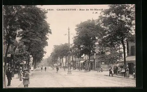 AK Charenton, Rue de St-Mandé, Strassenpartie