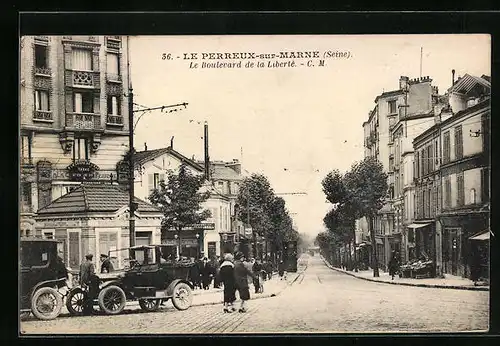 AK Le Perreux-sur-Marne, Le Boulevard de la Liberté