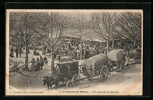 AK La Varenne-St-Hilaire, Vue générale du Marché