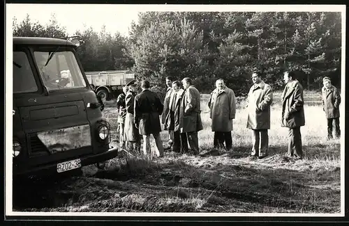 Fotografie Lastwagen Robur, LKW wird von der NVA erprobt