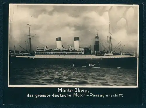 Fotografie Passsagierschiff MS Monte Olivia, grösstes deutsches Motor-Passagierschiff