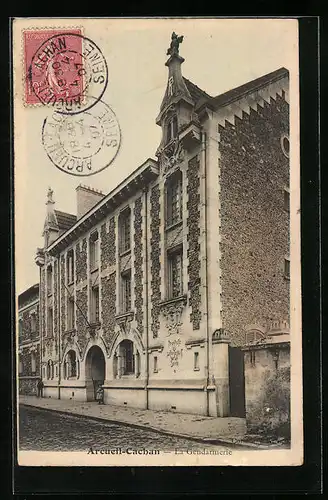 AK Arcueil-Cachan, La Gendarmerie