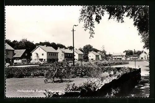 AK Hollandsche Rading, Plantsoen Tolakkerweg
