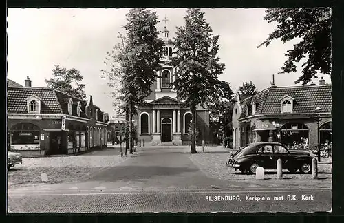 AK Rijsenburg, Kerkplein met R. K. Kerk