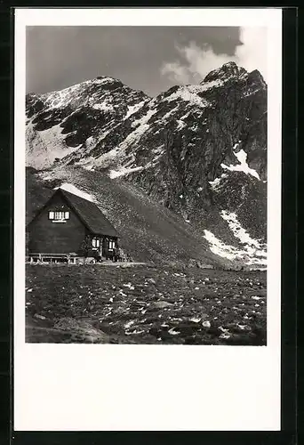 AK Obstanserseehütte mit Bergspitzen