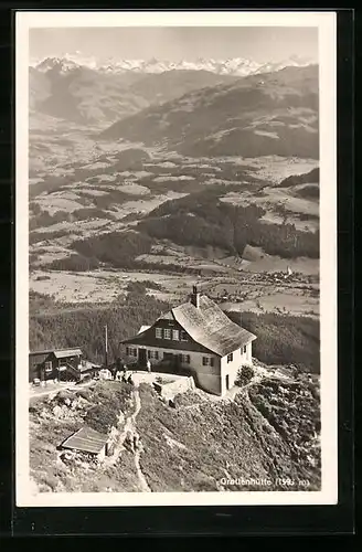 AK Gruttenhütte mit Blick ins Tal