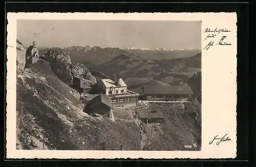AK Wendelsteinhaus, Berghütte aus der Vogelschau mit Kapelle