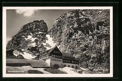 AK Wendelsteinhaus, Berghotel an Felswand