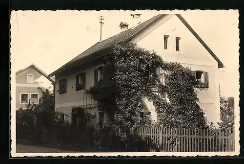 Foto-AK Neukirchen /Inn, Pfarrhaus