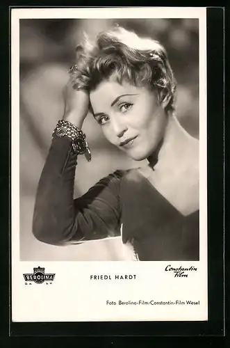 AK Schauspielerin Friedl Hardt in dem Film Liebe ist ja nur ein Märchen
