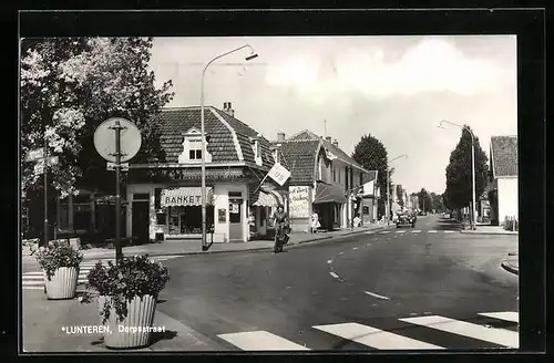 AK Lunteren, Dorpsstraat