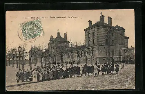 AK Ivry-sur-Seine, École communale du Centre