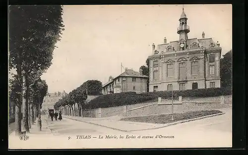 AK Thiais, la Mairie, les Écoles et Avenue d'Ormesson