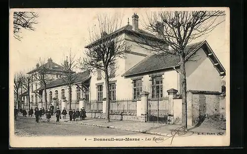 AK Bonneuil-sur-Marne, les Écoles