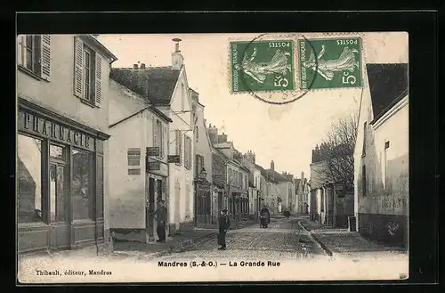 AK Mandres, la Grande Rue et Pharmacie