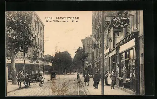 AK Alfortville, Rue Villeneuve et Papeterie Léon