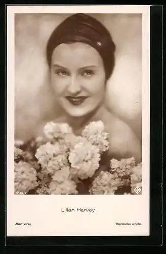 AK Schauspielerin Lilian Harvey mit reizendem Lächeln