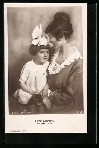 AK Schauspielerin Erna Morena mit ihrer Tochter