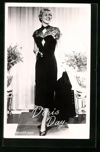 AK Schauspielerin Doris Day mit reizendem Lächeln