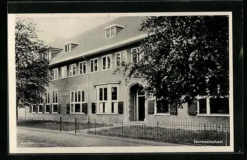 AK Zetten, Normaalschool