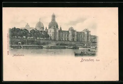 AK Dresden, Schiffe auf der Elbe vor der Akademie