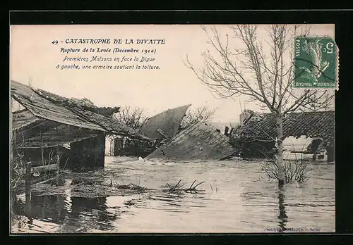 AK Divatte, Catastrophe, Rupture de la Levee Decembre 1910, zerstörte Häuser im Hochwasser