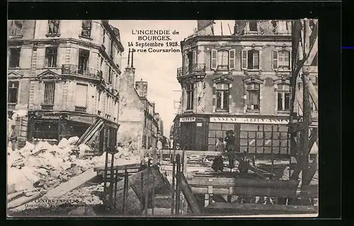 AK Bourges, Incendie 14 Septembre 1928, La rue Coursalon