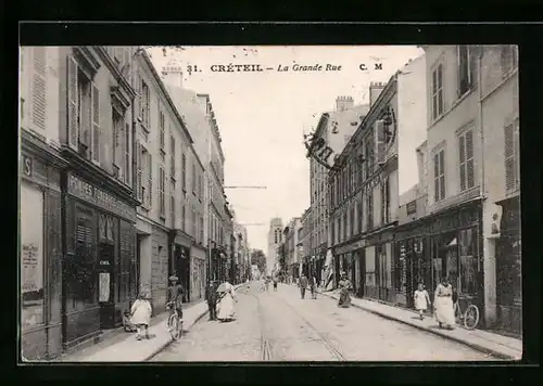 AK Creteil, La Grande Rue, Passanten vor den Geschäften