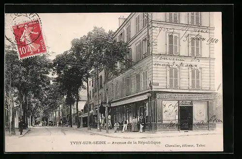 AK Ivry-sur-Seine, Avenue de la Republique