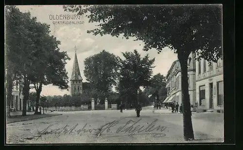 AK Oldenburg, Strassenpartie mit Geschäften, Kirche und Gertrudenlinde