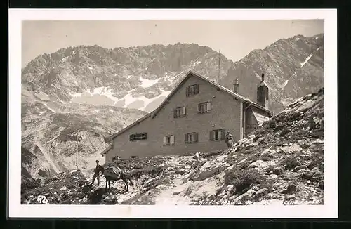 AK Coburger Hütte, Blick gegen Gipfel