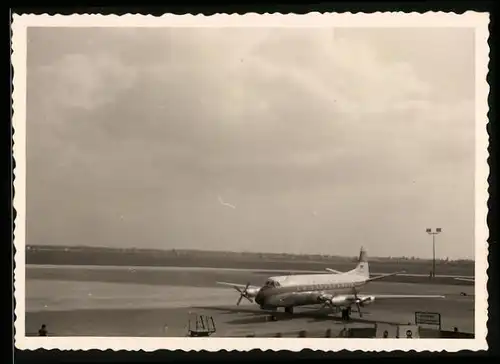 Fotografie Flughafen München-Riem, Flugzeug der Lufthansa auf dem Vorfeld