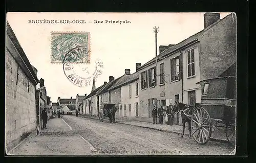 AK Bruyères-sur-Oise, Rue Principale