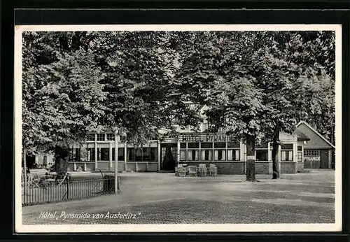 AK Maarn, Hotel Pyramide van Austerlitz