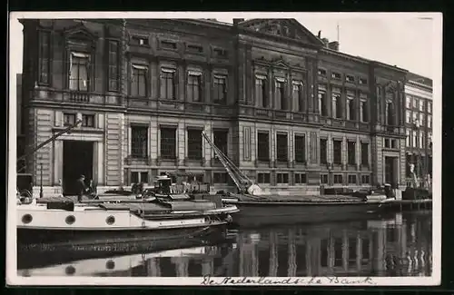 AK Amsterdam, Uferpartie mit Schiffen