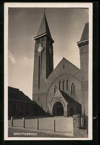 AK Grootebroek, Kerk