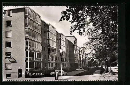 AK Zeist, Flat Midland