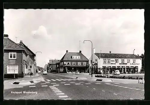 AK Woudenberg, Kruispunt