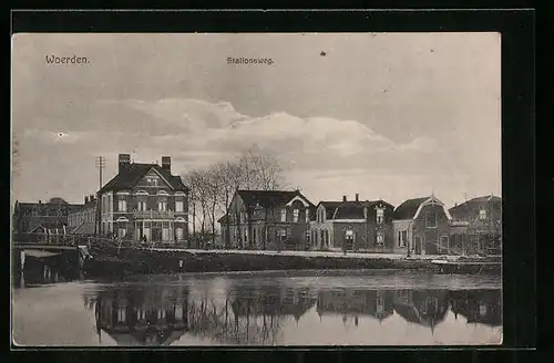 AK Woerden, Stationsweg, Panorama