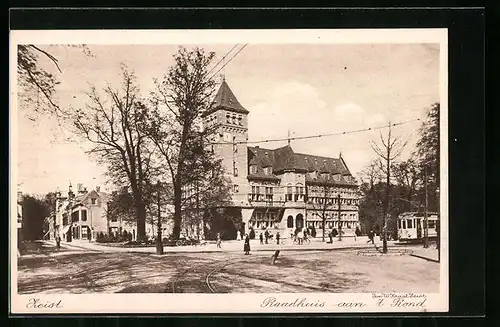 AK Zeist, Raadhuis aan `t Rond