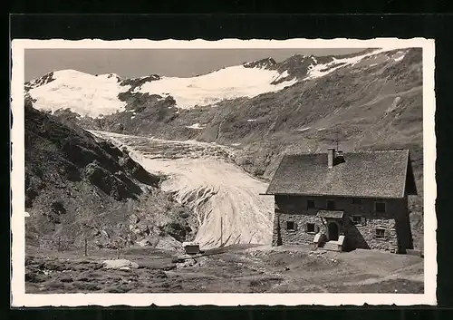 AK Karlsruher Hütte, Berghütte mit Gurgler