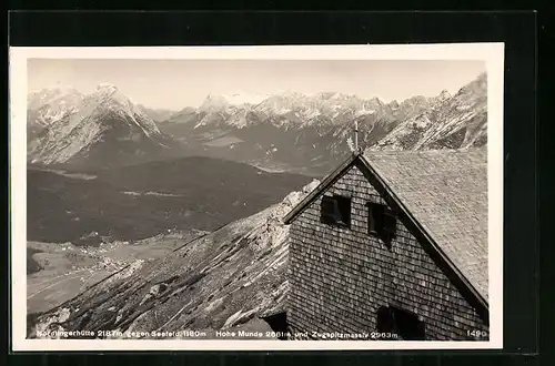 AK Nördlingerhütte, Berghütte gegen Seefeld, mit Hohe Munde und Zugspitzmassiv