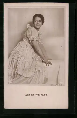 AK Schauspielerin Grete Weixler im hübschen Kleid