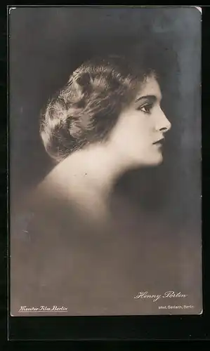 AK Schauspielerin Henny Porten mit Hochsteckfrisur im Profil