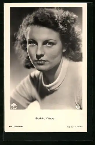 AK Schauspielerin Gerhild Weber im weissen Pullover
