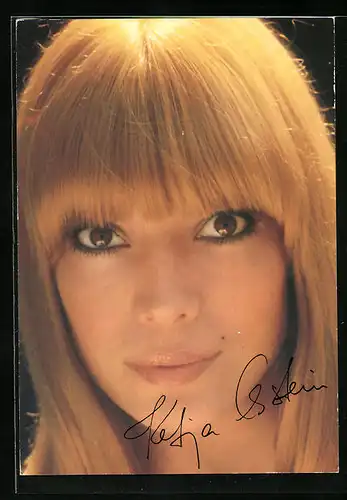 AK Musikerin Katja Ebstein mit Ponyfrisur