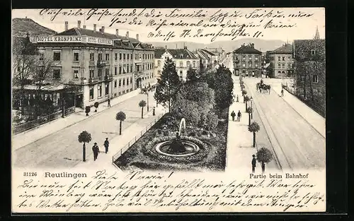AK Reutlingen, Hotel Kronprinz, Strassenpartie am Bahnhof