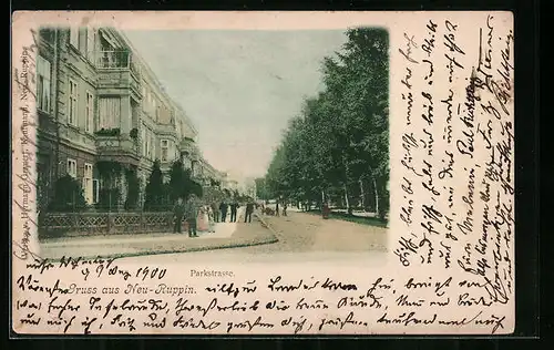 AK Neu-Ruppin, Parkstrasse mit Passanten
