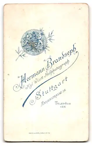 Fotografie Hermann Brandseph, Stuttgart, Marienstr. 36, Junges Paar in hübscher Kleidung