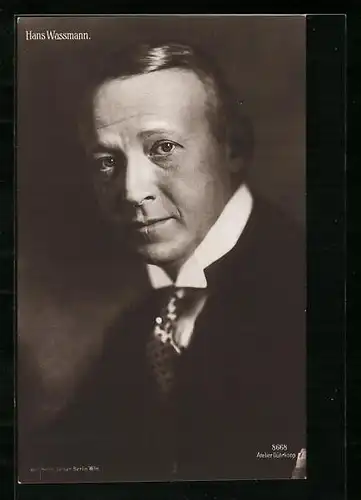AK Schauspieler Hans Wassmann mit nachdenklichem Blick